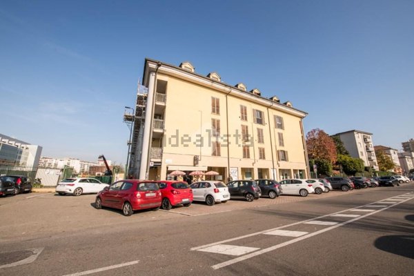 appartamento in vendita a Milano in zona Rogoredo