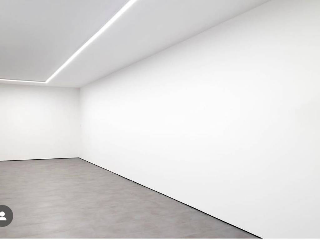 negozio in vendita a Milano in zona Stazione Centrale