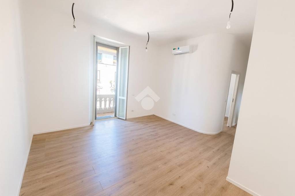 appartamento in vendita a Milano in zona Loreto