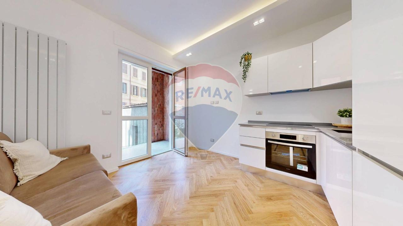 appartamento in vendita a Milano in zona Cinque Giornate