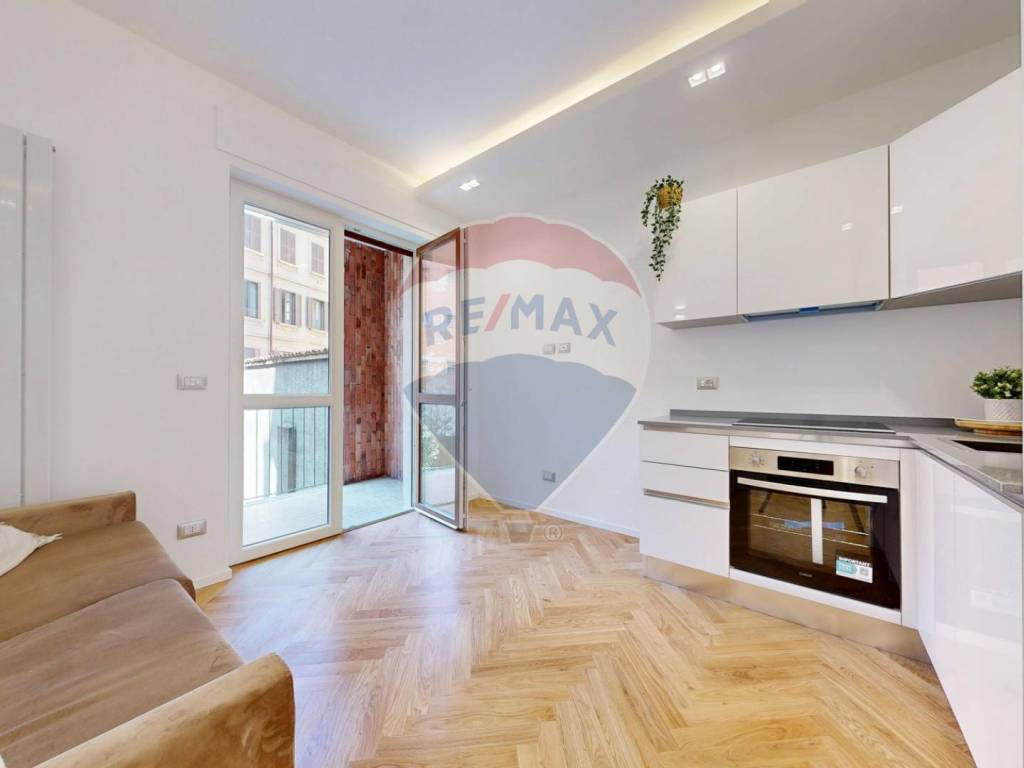 appartamento in vendita a Milano in zona Cinque Giornate