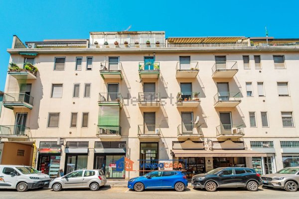 appartamento in vendita a Milano in zona San Cristoforo