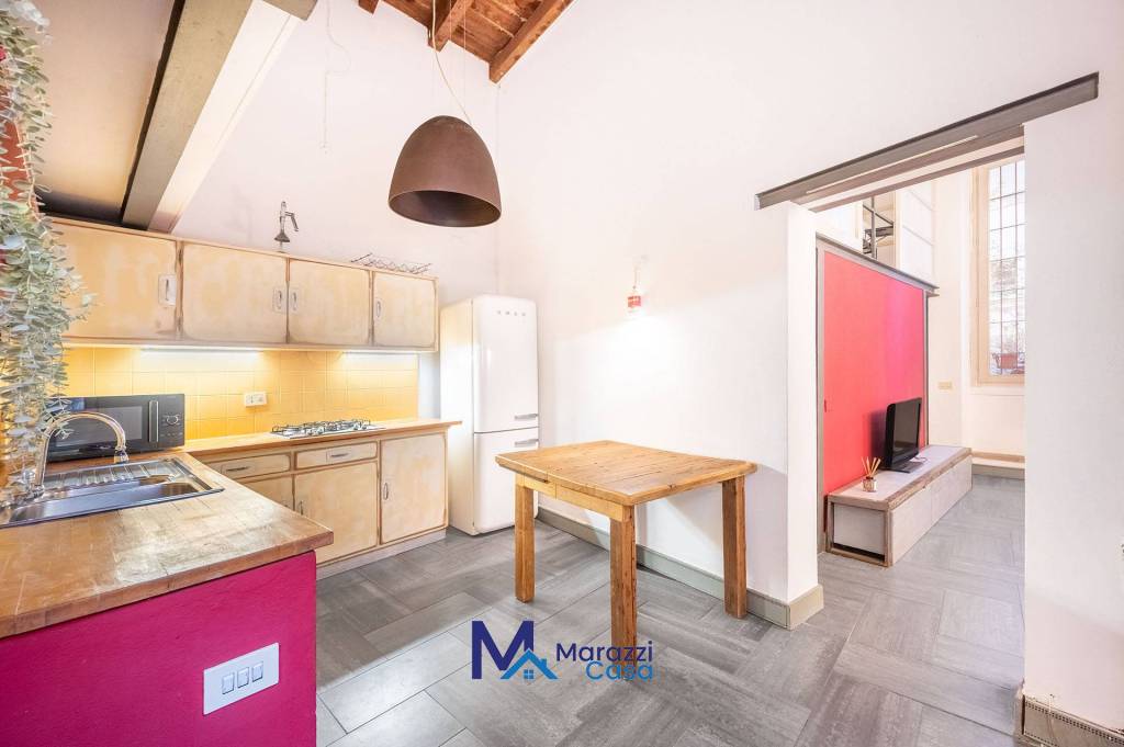 appartamento in vendita a Milano in zona Isola