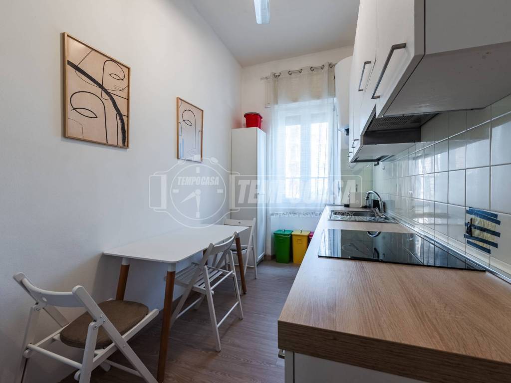 appartamento in vendita a Milano in zona Barona