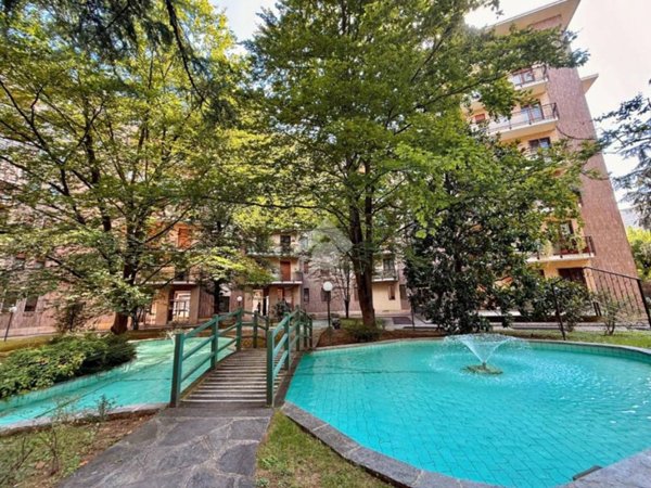 appartamento in vendita a Milano in zona Lambrate