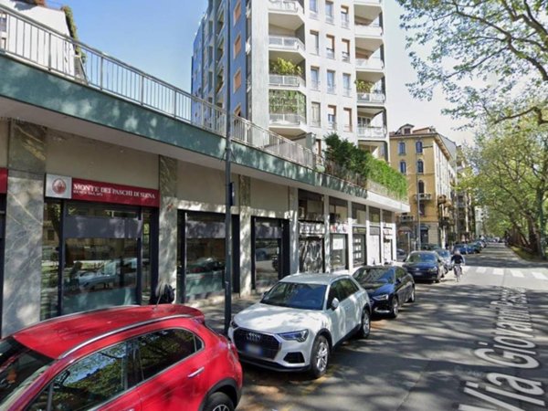 negozio in vendita a Milano in zona Città Studi
