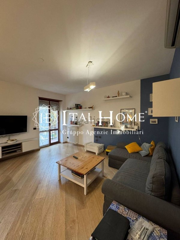 appartamento in vendita a Milano in zona Porta Genova