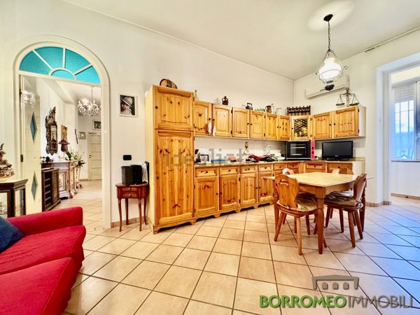 appartamento in vendita a Milano in zona Corvetto