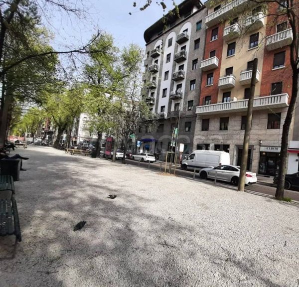 negozio in vendita a Milano in zona Città Studi