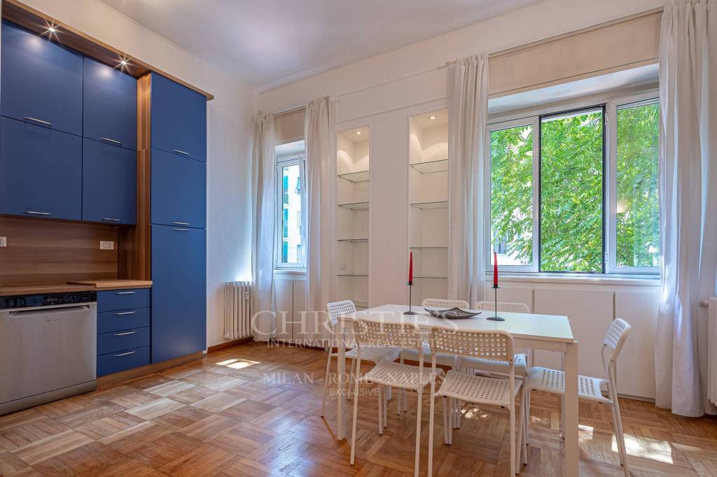 appartamento in vendita a Milano in zona Porta Garibaldi