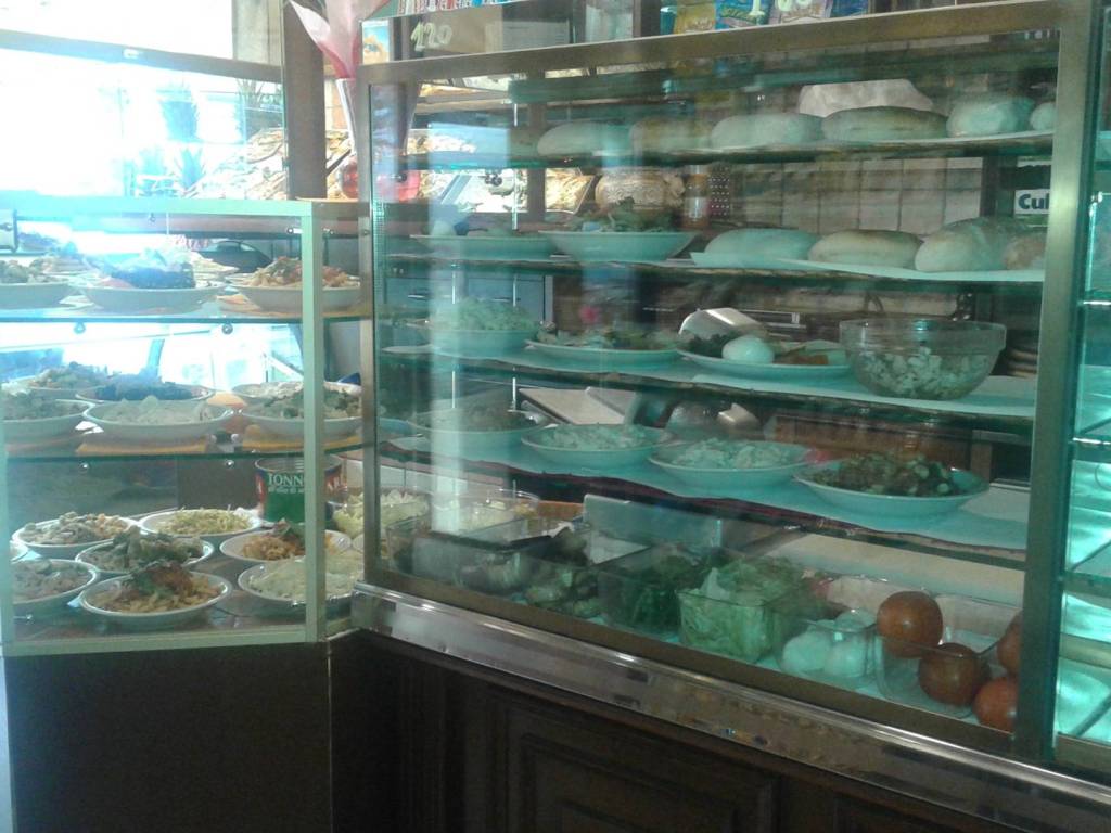 negozio in vendita a Milano