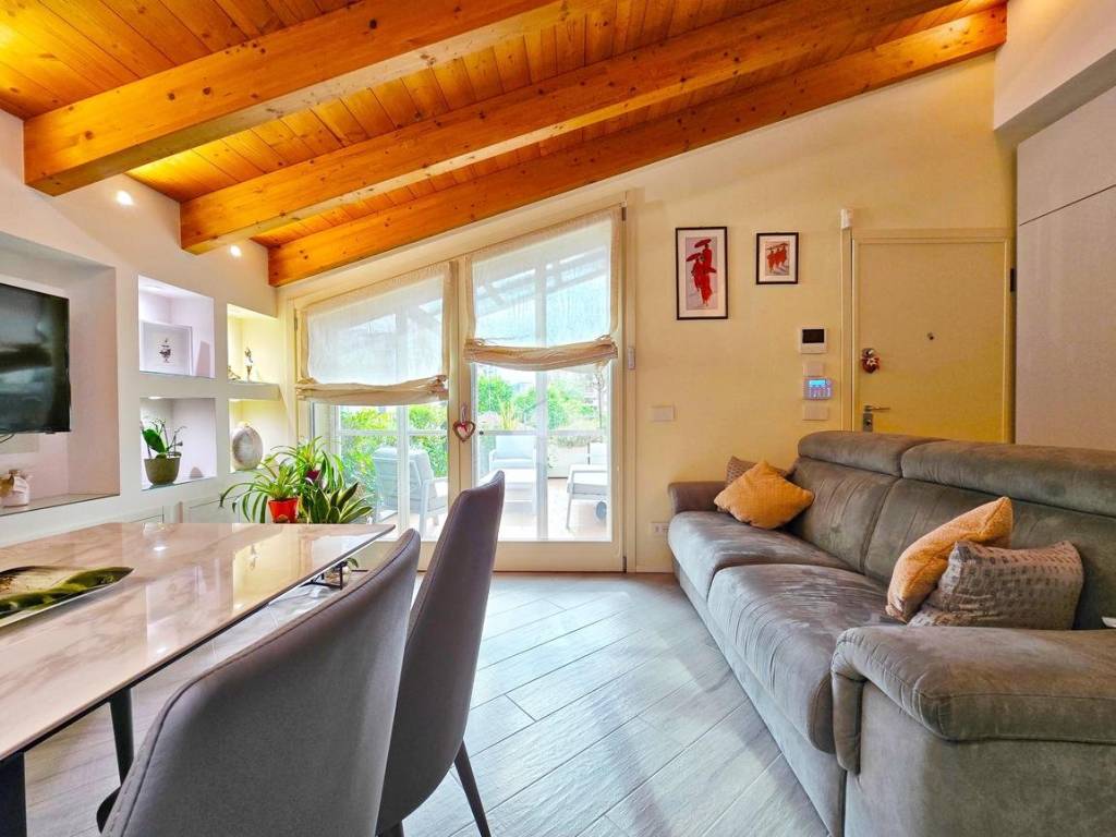 appartamento in vendita a Milano in zona Bicocca