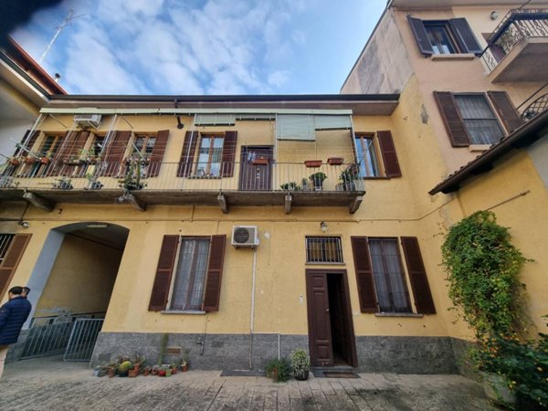 locale commerciale in vendita a Milano in zona Affori