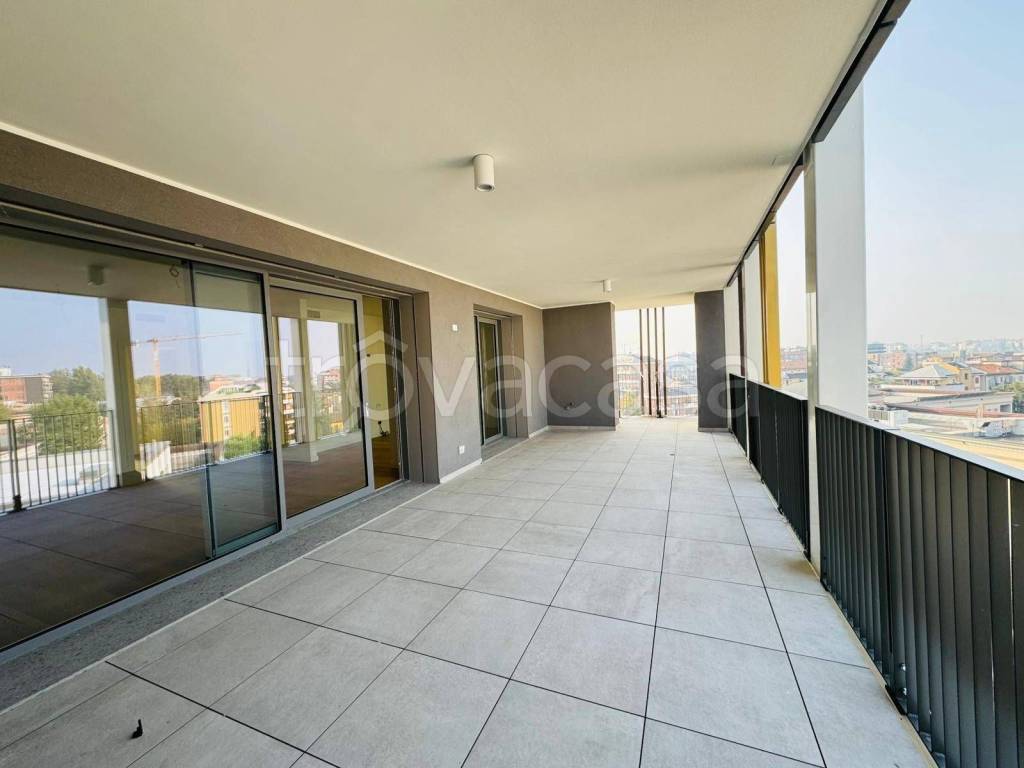 appartamento in vendita a Milano in zona Lambrate