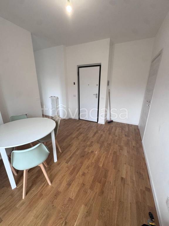 appartamento in vendita a Milano in zona Famagosta