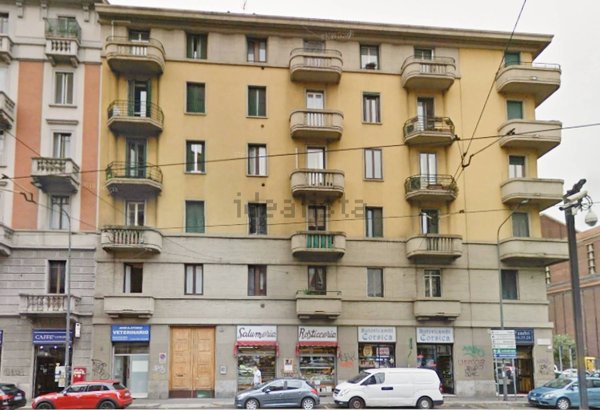 locale di sgombero in vendita a Milano in zona Cavriano