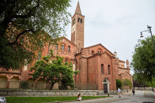 appartamento in vendita a Milano in zona Porta Ticinese