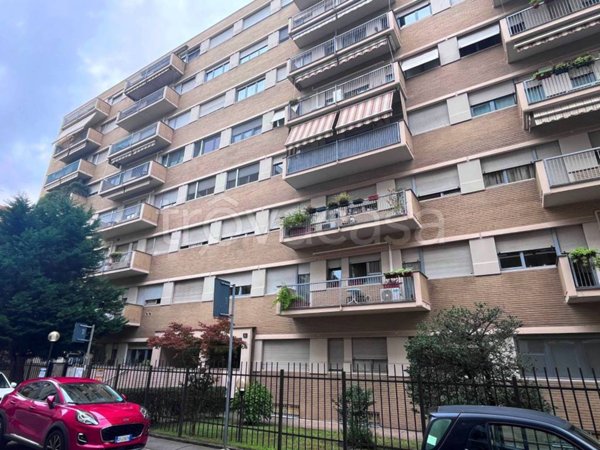 appartamento in vendita a Milano in zona San Siro