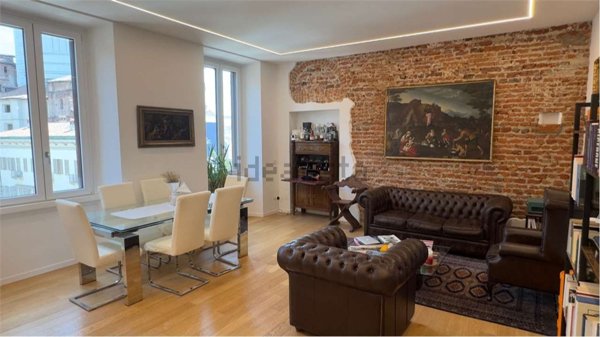appartamento in vendita a Milano in zona Porta Ticinese