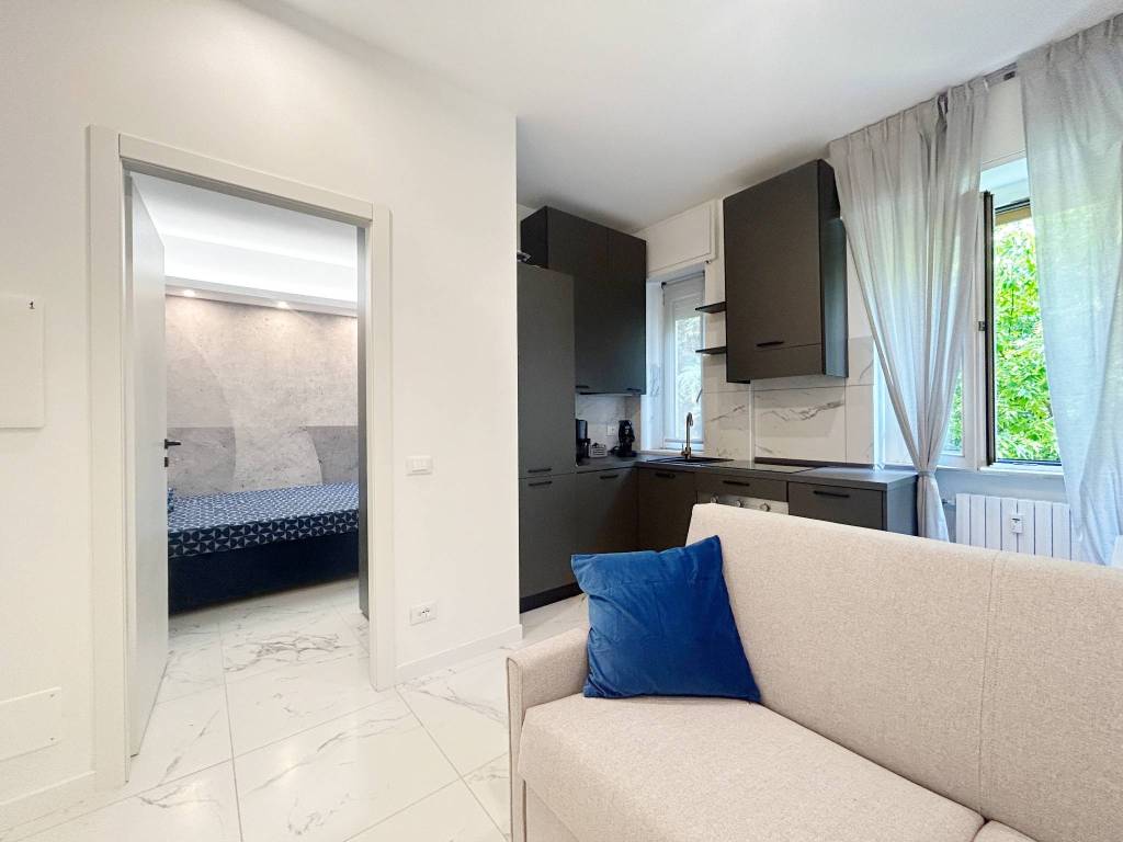 appartamento in vendita a Milano in zona Maggiolina