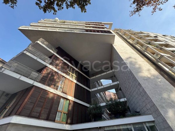 appartamento in vendita a Milano in zona Il Portello