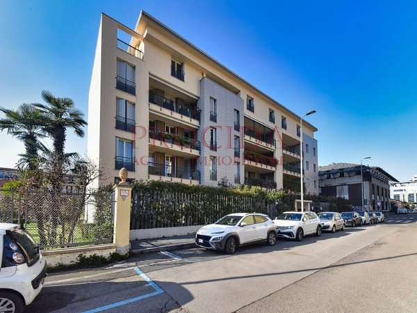 appartamento in vendita a Milano in zona Maggiolina