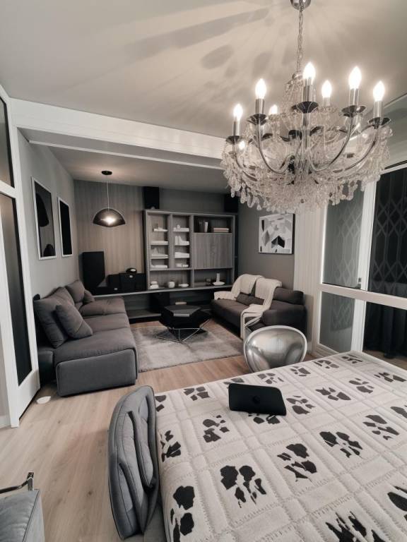 appartamento in vendita a Milano in zona Famagosta