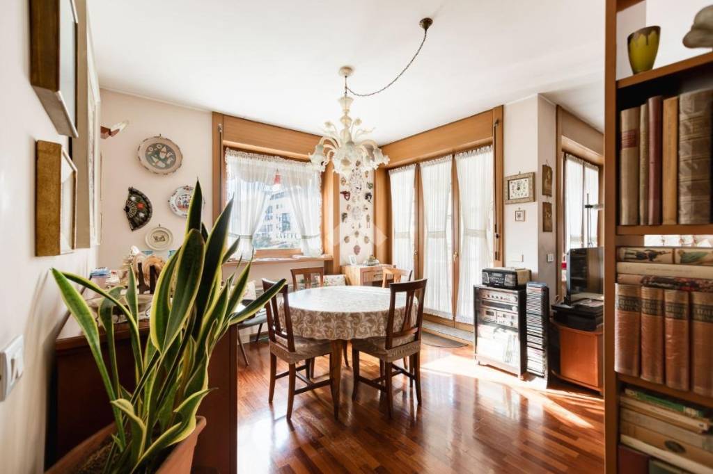 appartamento in vendita a Milano in zona Bicocca