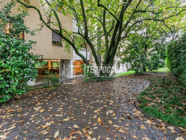 appartamento in vendita a Milano in zona San Siro