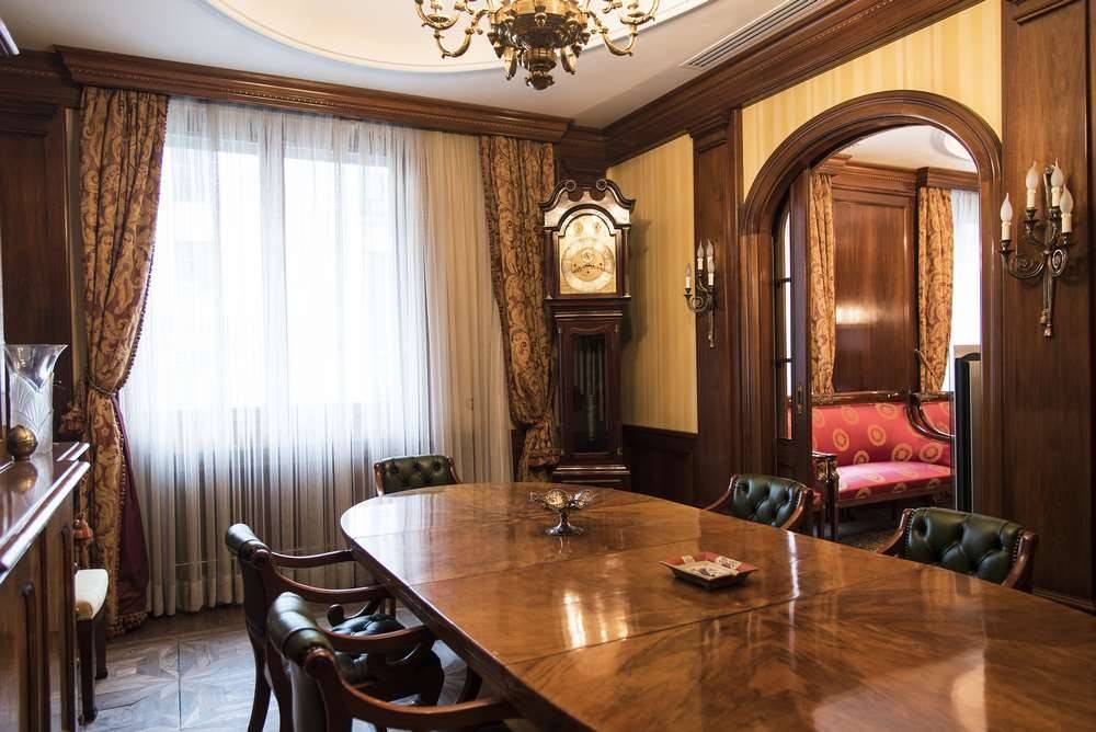 ufficio in vendita a Milano in zona Guastalla