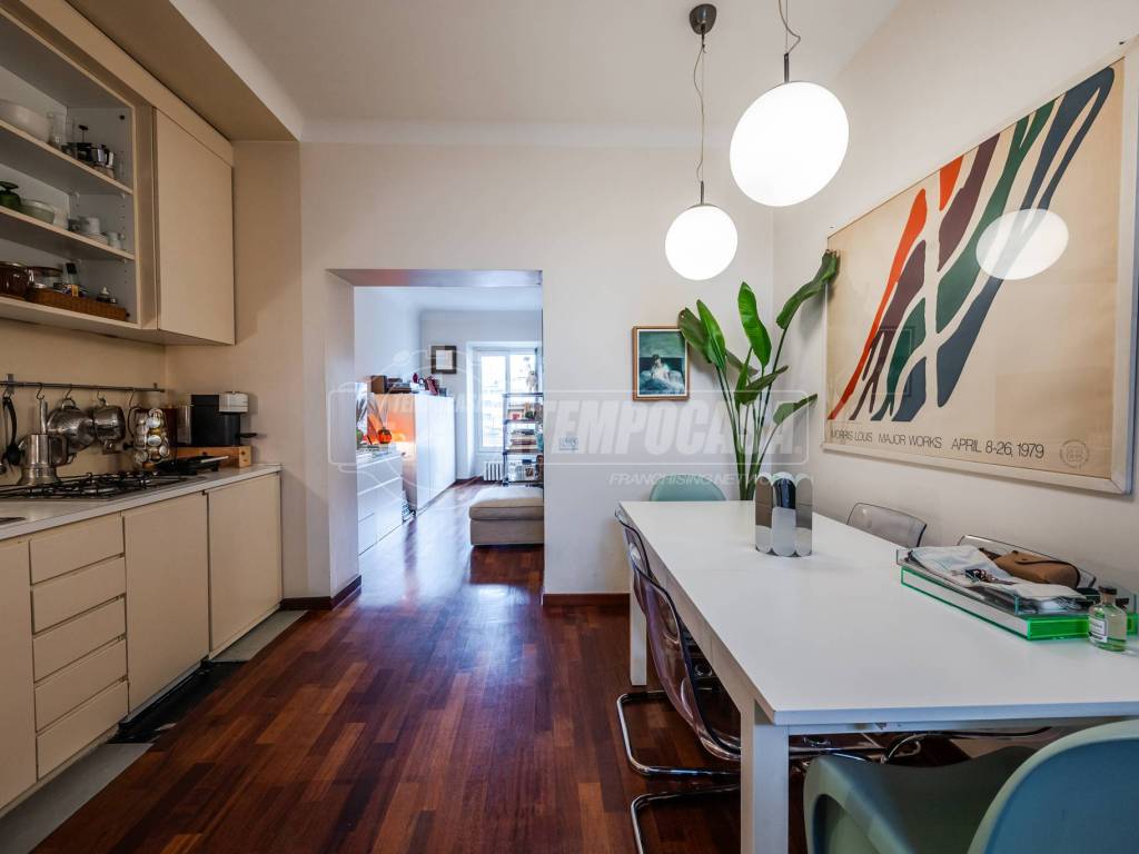 appartamento in vendita a Milano in zona Porta Ticinese