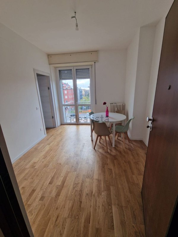 appartamento in vendita a Milano in zona Famagosta