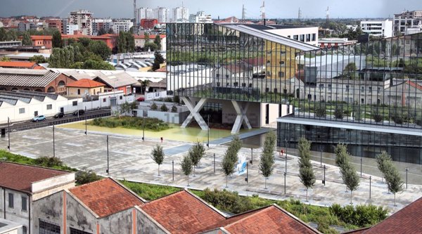 appartamento in vendita a Milano in zona Piazzale Lodi