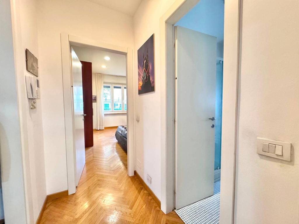 appartamento in vendita a Milano in zona Sempione