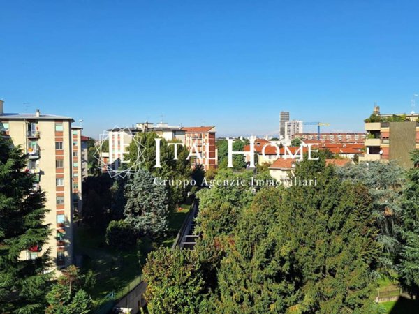 appartamento in vendita a Milano in zona Chiesa Rossa