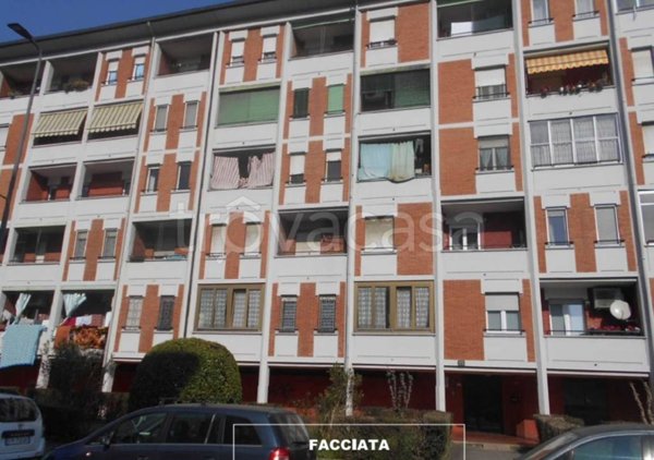 appartamento in vendita a Milano in zona Piazzale Lodi