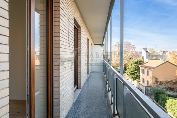 appartamento in vendita a Milano in zona Solari