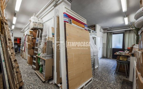 negozio in vendita a Milano