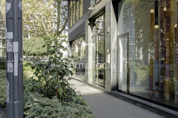 appartamento in vendita a Milano in zona Porta Nuova