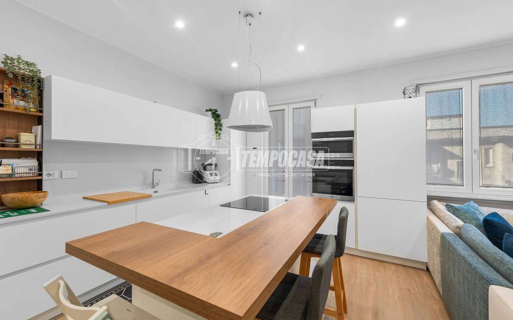 appartamento in vendita a Milano in zona Porta Vittoria