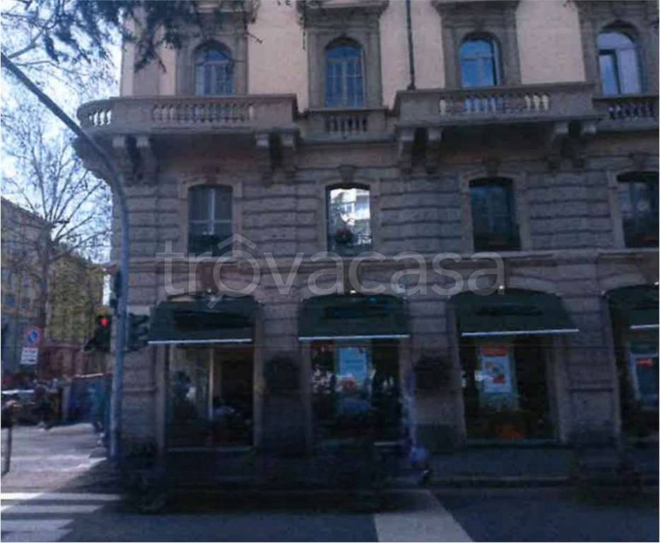negozio in vendita a Milano