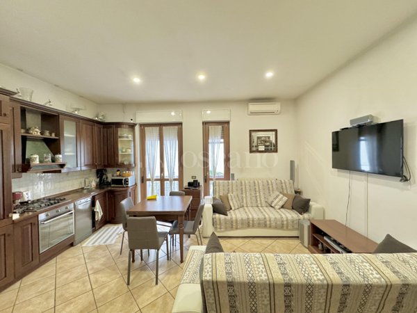 appartamento in vendita a Milano in zona Piazzale Lodi