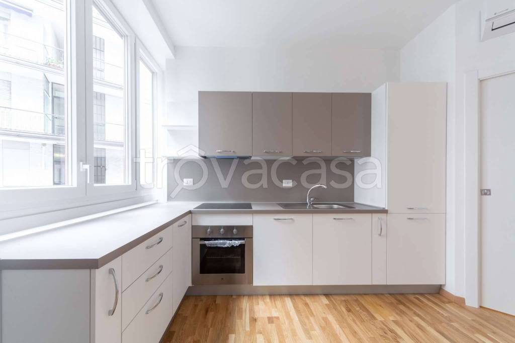 appartamento in vendita a Milano in zona Corvetto