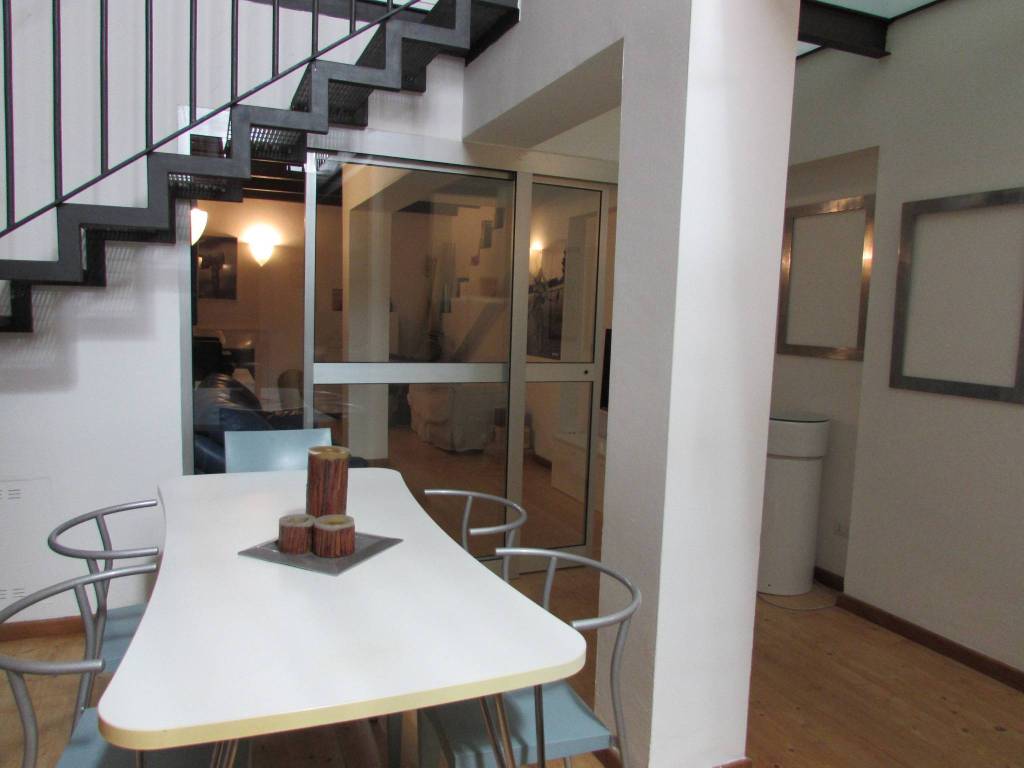 appartamento in vendita a Milano in zona Città Studi