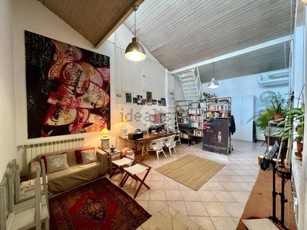 appartamento in vendita a Milano in zona Dergano