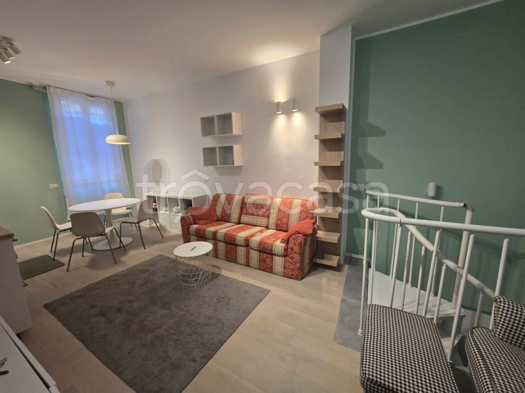 appartamento in vendita a Milano in zona Rogoredo