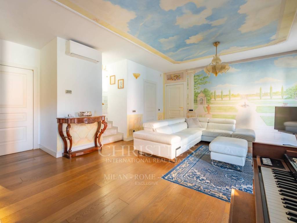 appartamento in vendita a Milano in zona Bocconi