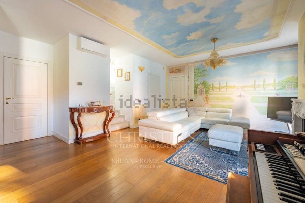 appartamento in vendita a Milano in zona Bocconi