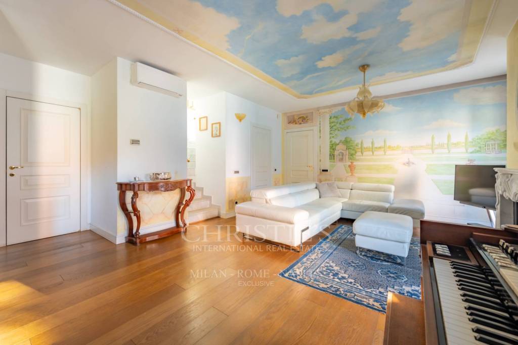 appartamento in vendita a Milano in zona Bocconi