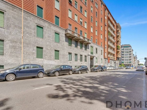 appartamento in vendita a Milano in zona Loreto